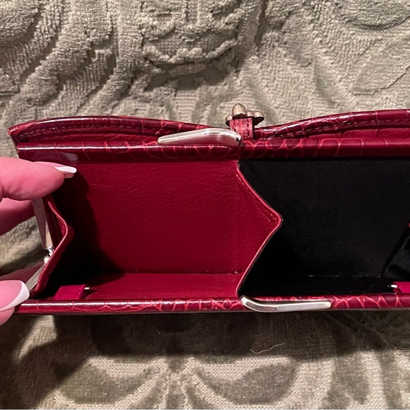 VINTAGE GENUINE BRIGHTON LOVE-HEART WALLET. - Picture 3 of 5